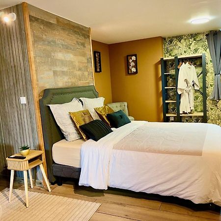 Le Manoir Des Haies Spa Les Champs-Geraux Экстерьер фото