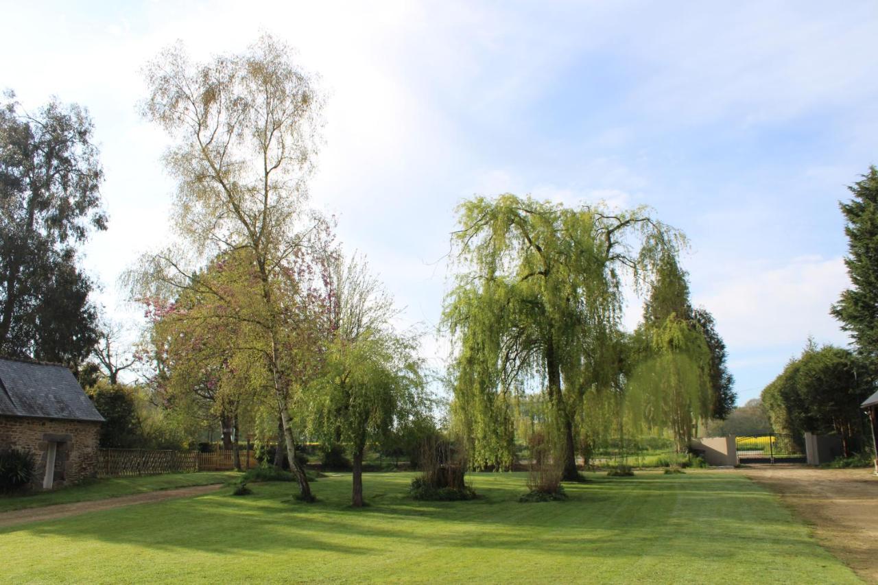 Le Manoir Des Haies Spa Les Champs-Geraux Экстерьер фото
