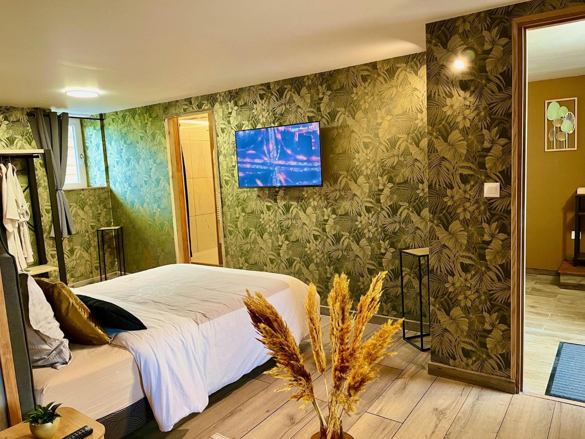 Le Manoir Des Haies Spa Les Champs-Geraux Экстерьер фото